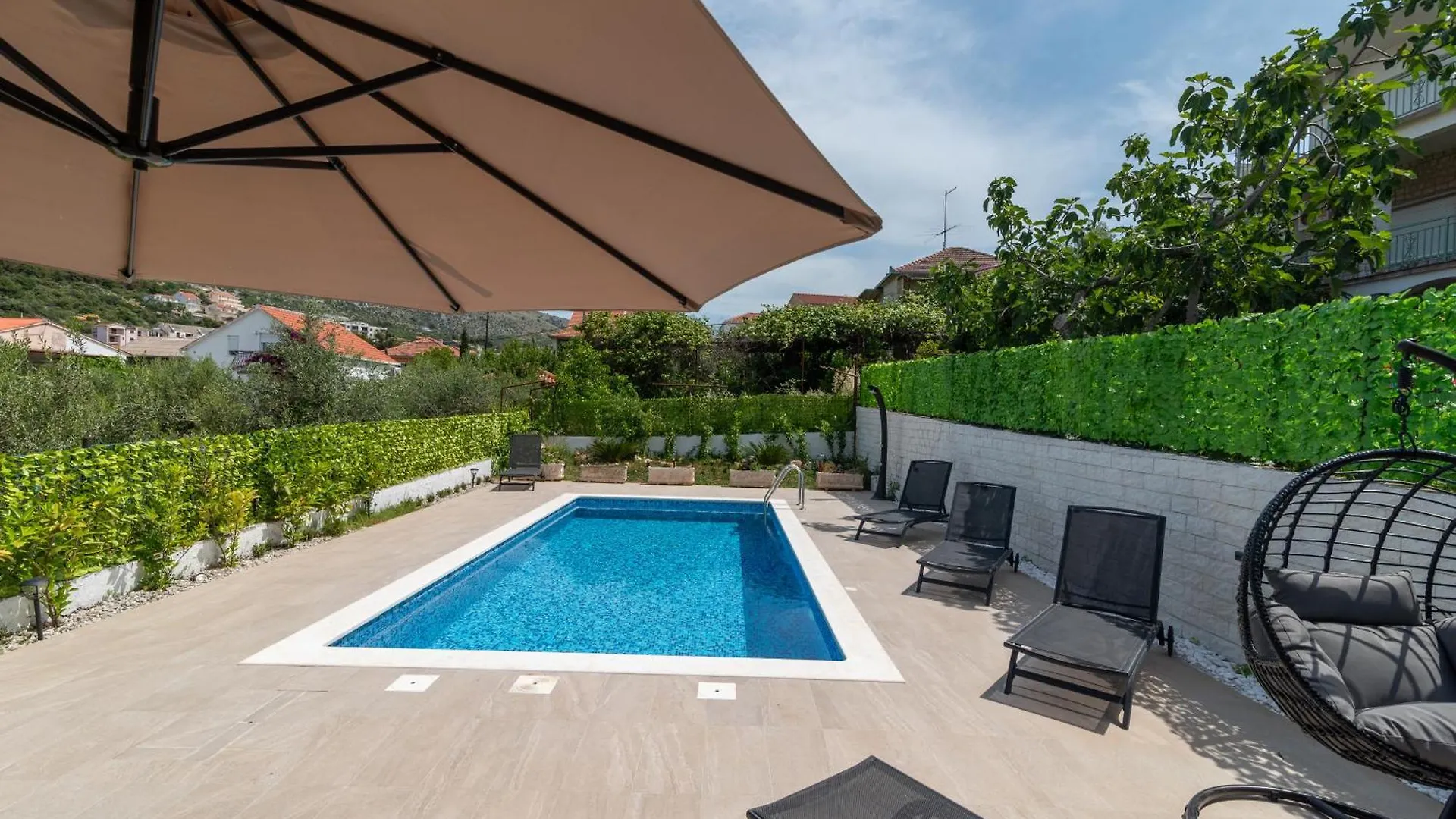 House Antonija, Relax By The Sea Apartment Seget Vranjica