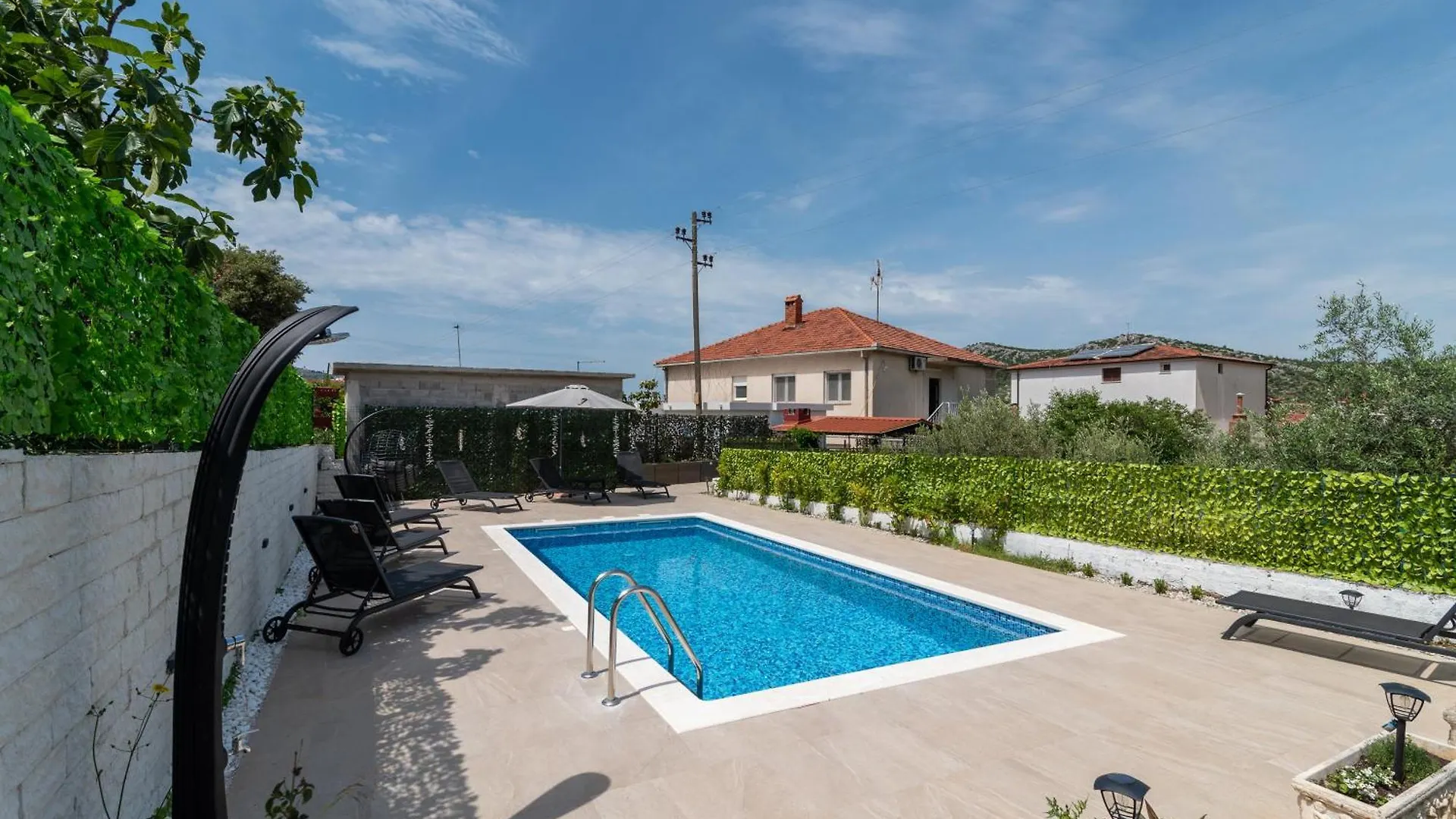 House Antonija, Relax By The Sea Apartment Seget Vranjica