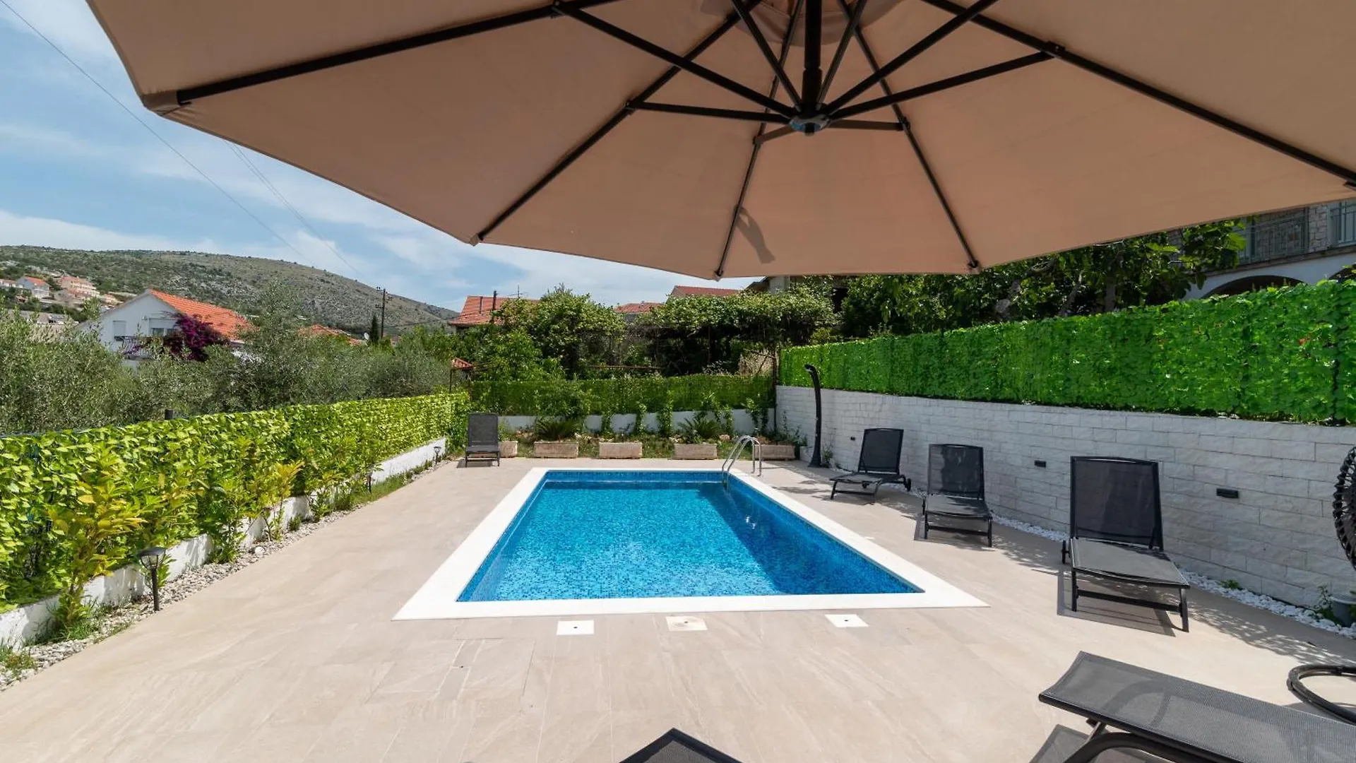 House Antonija, Relax By The Sea Apartment Seget Vranjica