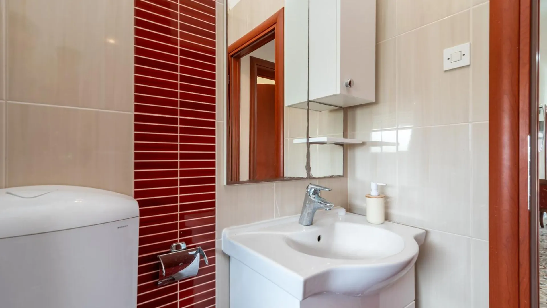 House Antonija, Relax By The Sea Apartment Seget Vranjica Croatia