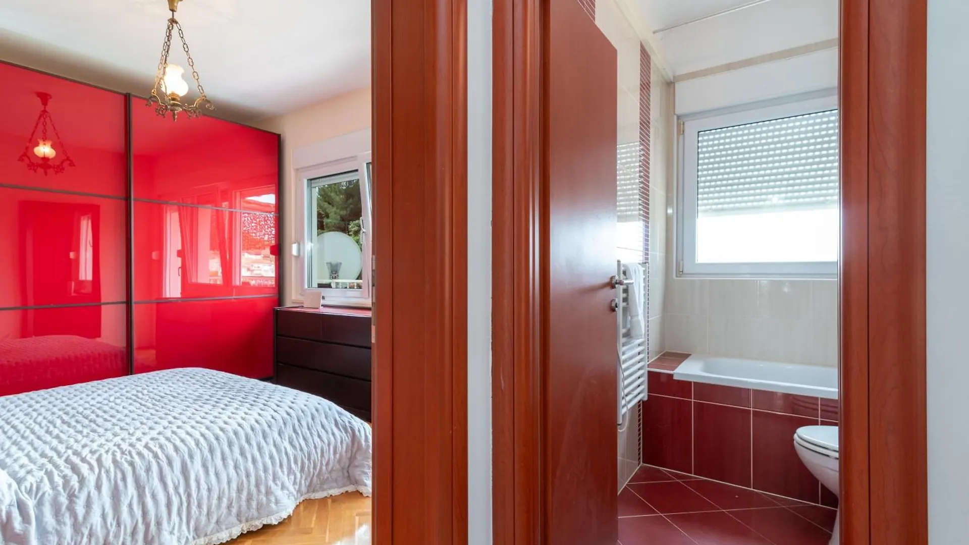 House Antonija, Relax By The Sea Apartment Seget Vranjica