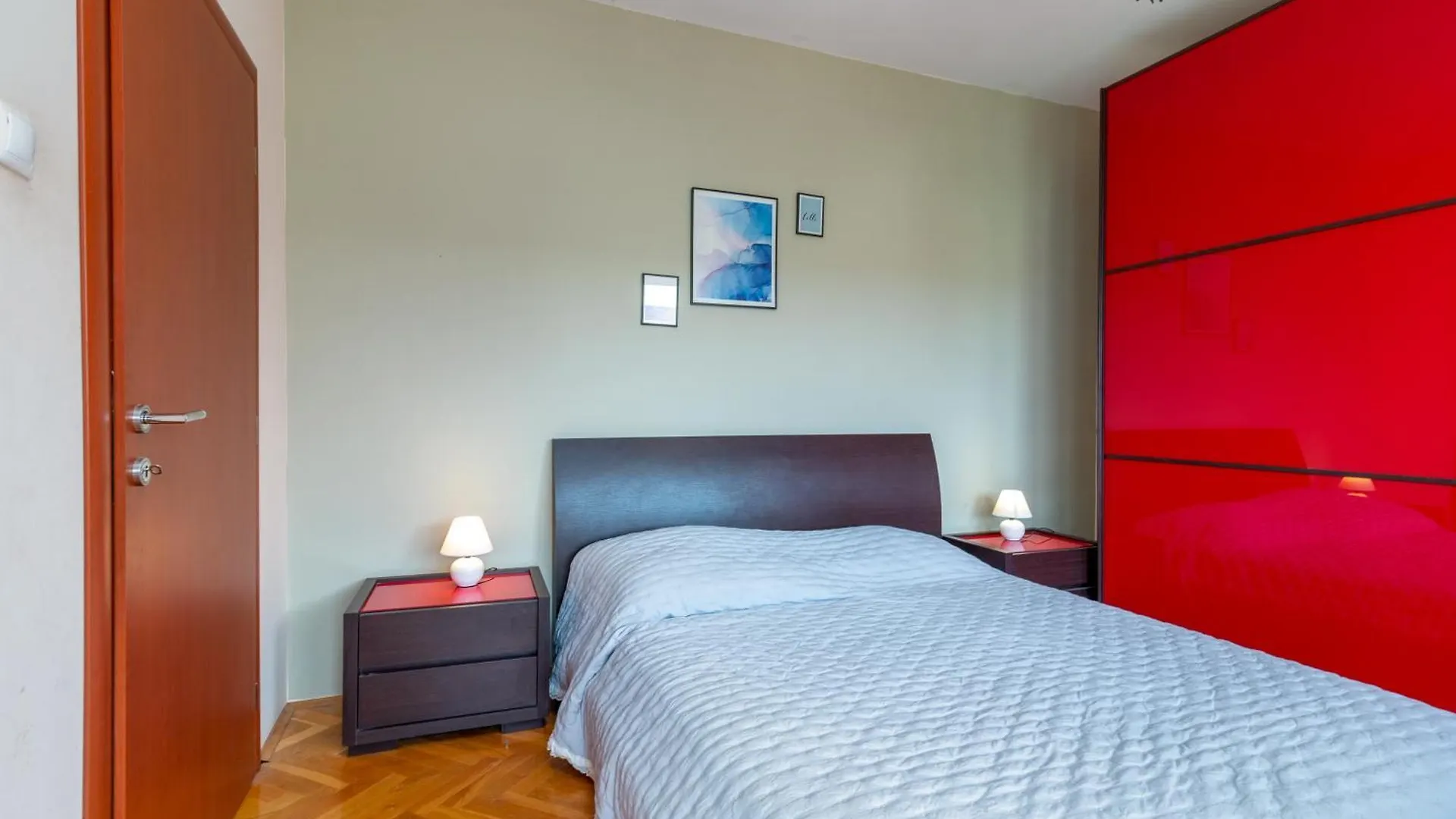 House Antonija, Relax By The Sea Apartment Seget Vranjica