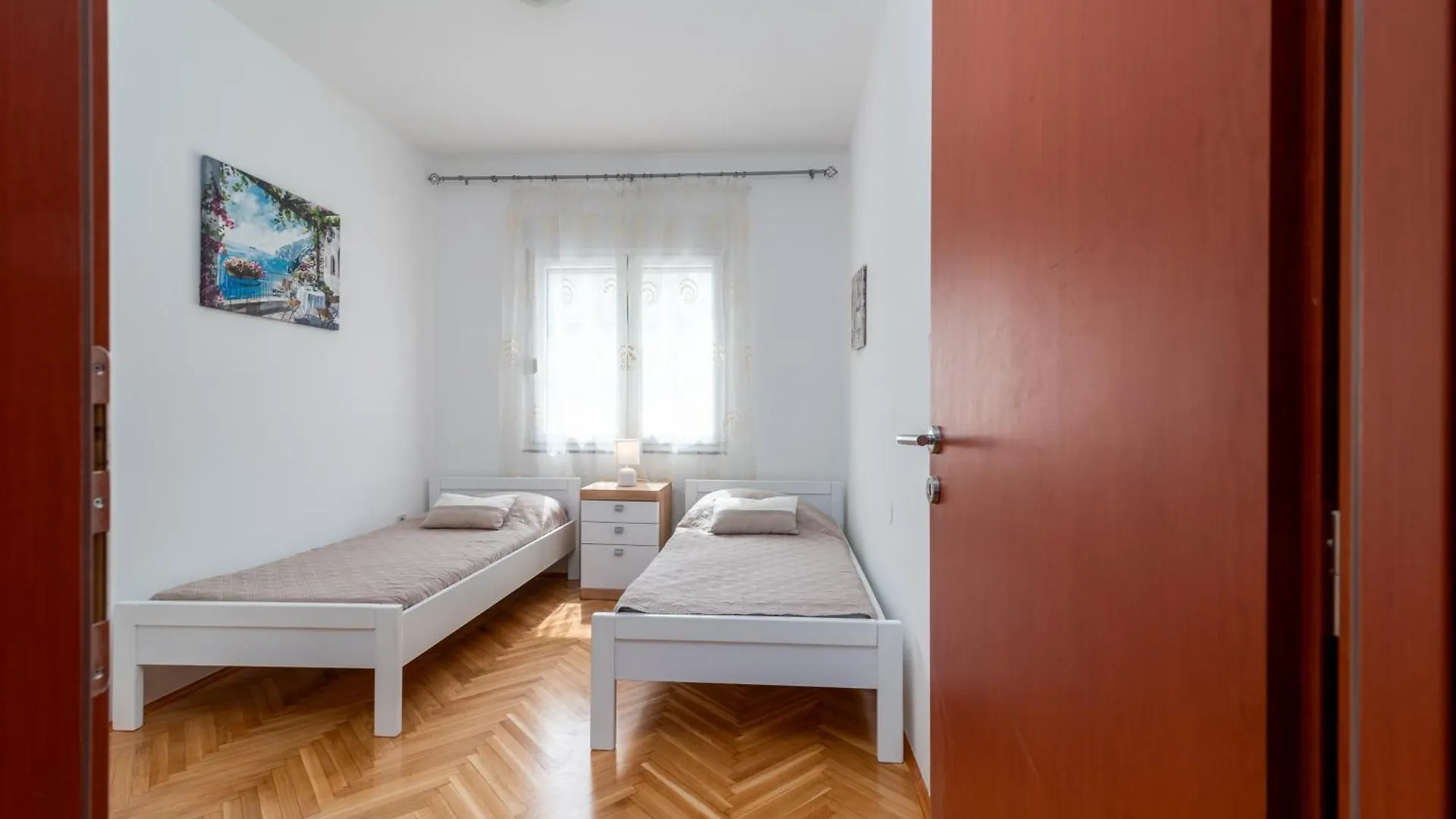 House Antonija, Relax By The Sea Apartment Seget Vranjica 0*,