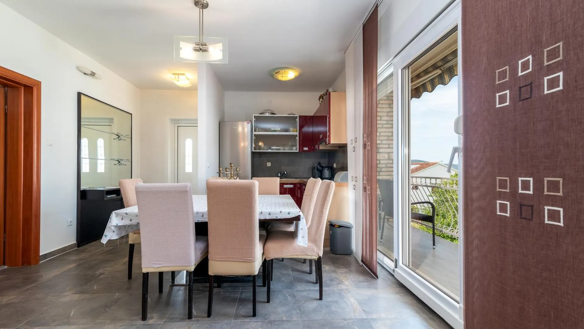 House Antonija, Relax By The Sea Apartment Seget Vranjica